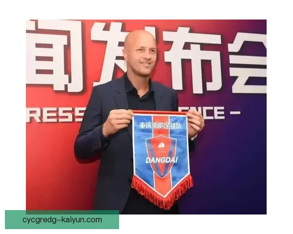 克鲁伊夫全能球风对现代足球战术的深远影响